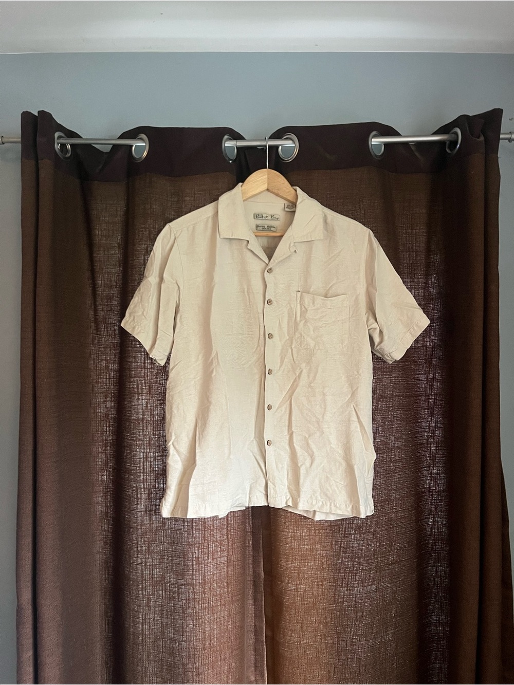 Bugle Boy 100% Silk Beige Short-Sleeve Casual Button-Down Shirt